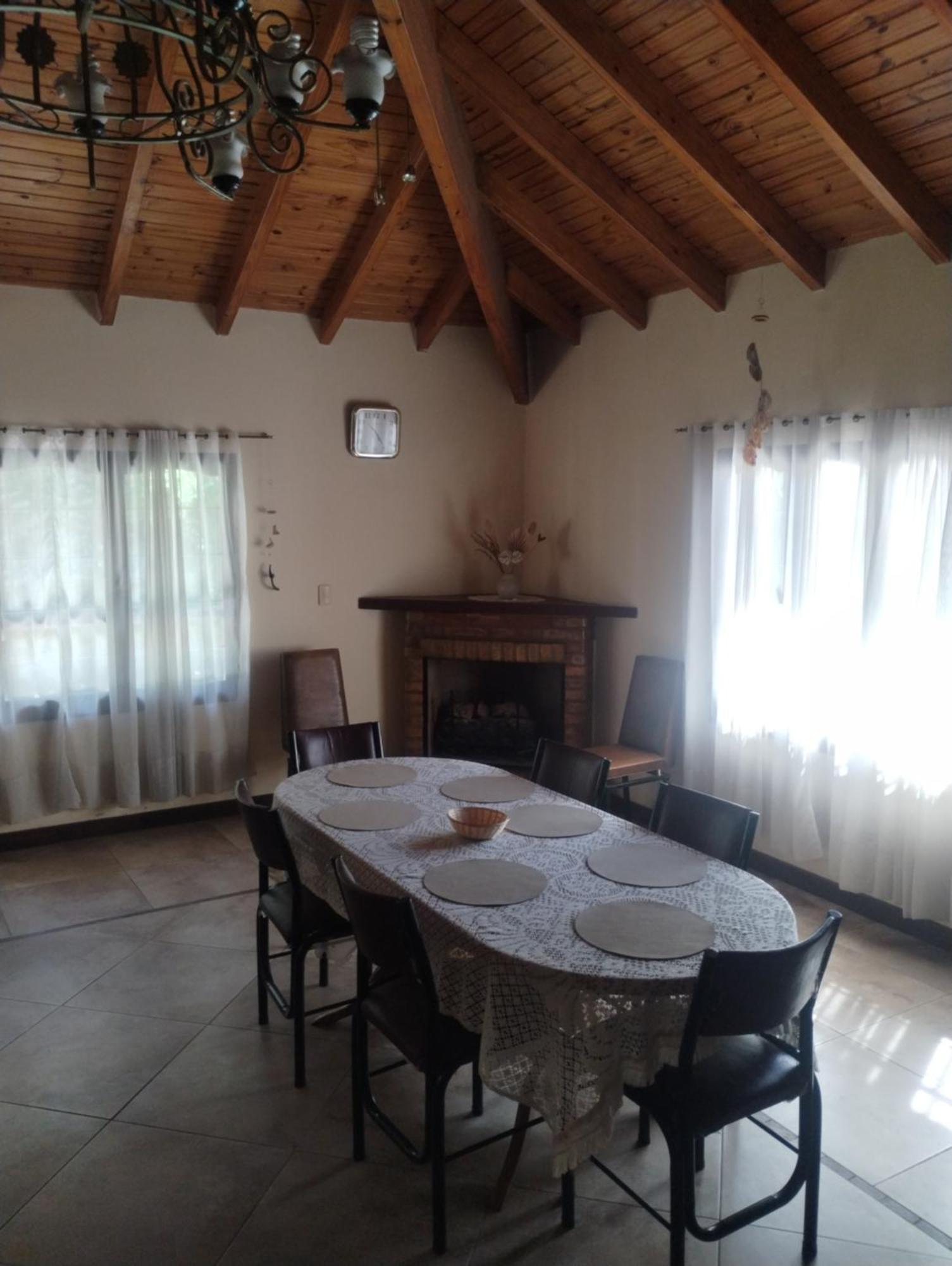 Casa Amplia, Jardin Maravilloso Holiday home *