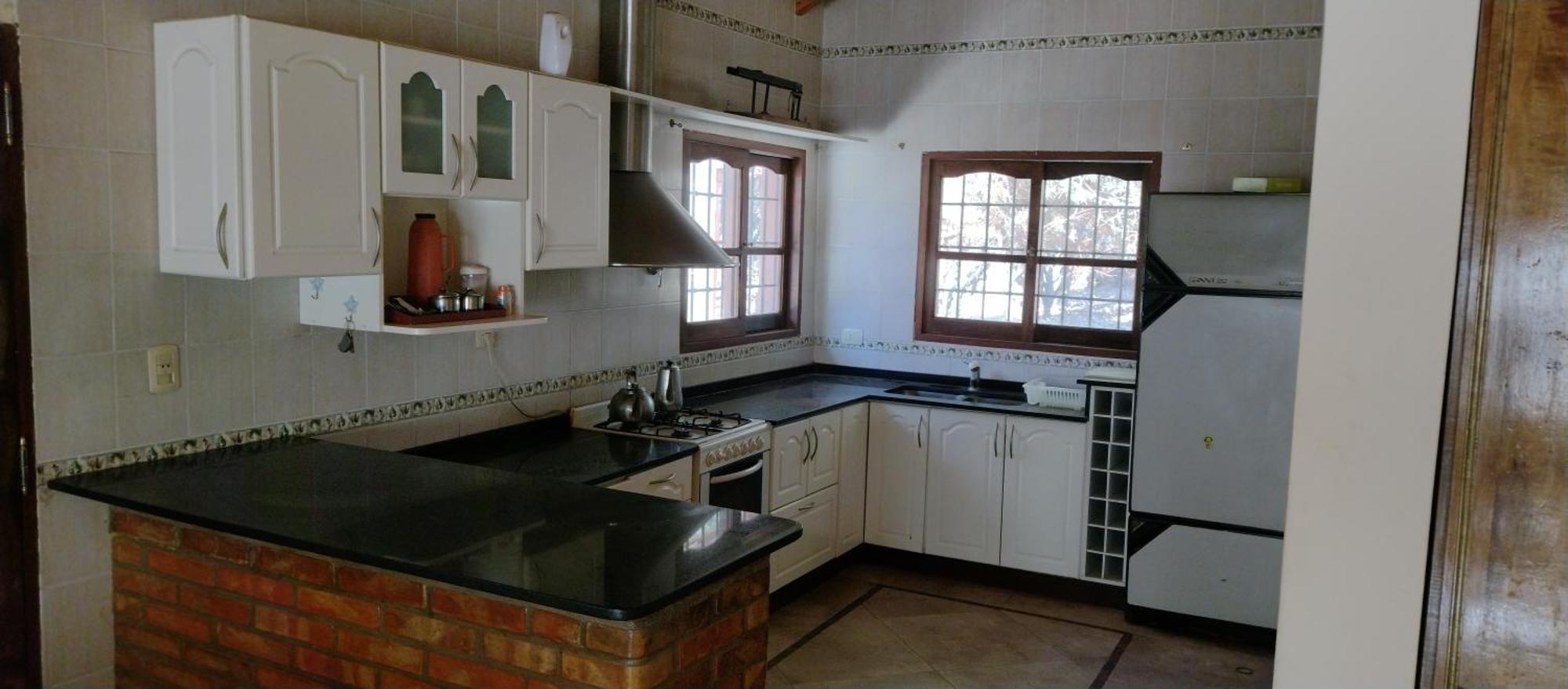 Casa Amplia, Jardin Maravilloso Holiday home *