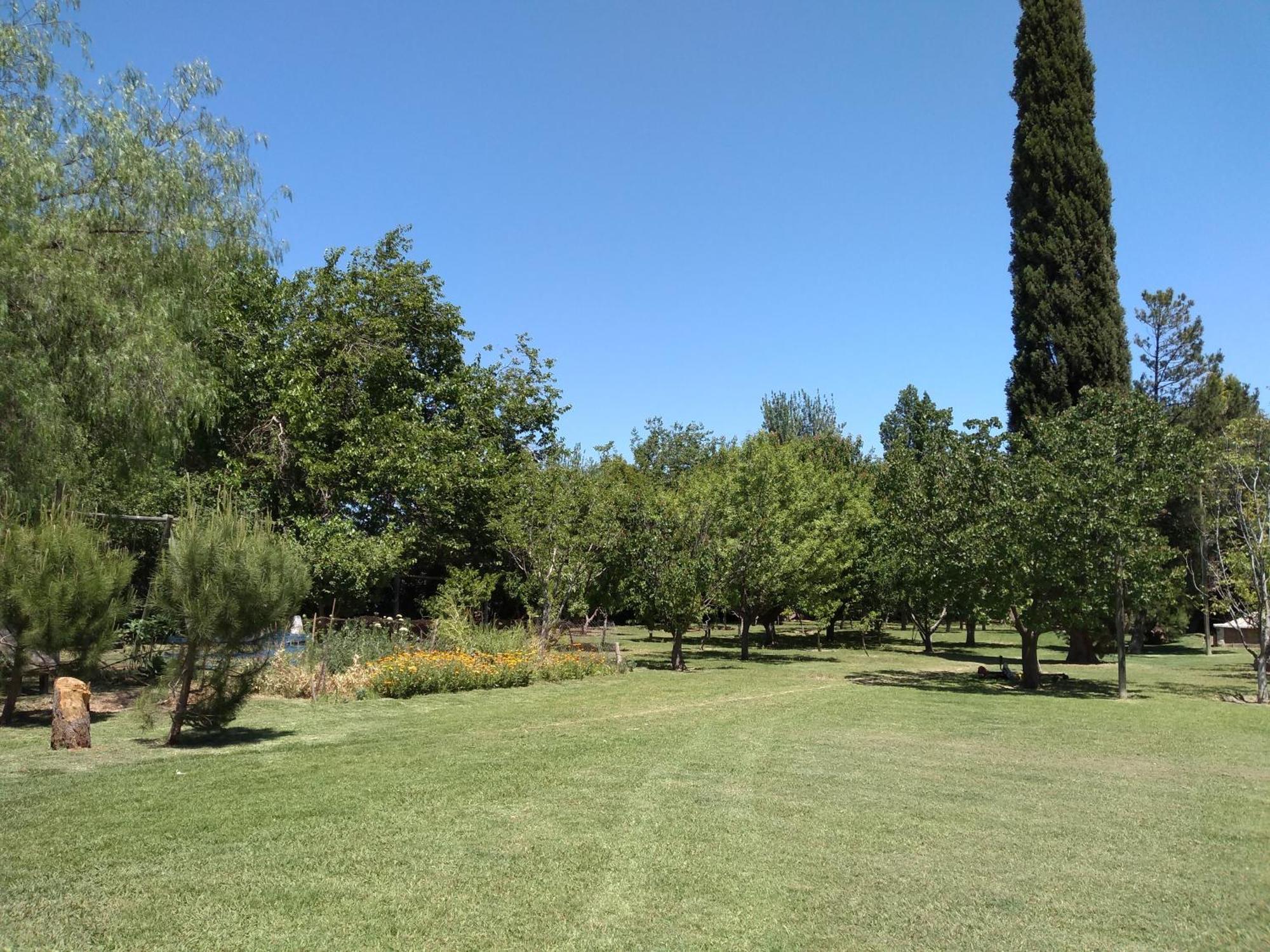 Casa Amplia, Jardin Maravilloso Holiday home Guaymallen